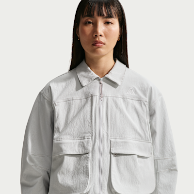 Nike ACG 'Smith Summit' Women's UV-Resistant Jacket. Nike RO